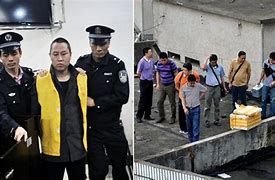 于欢杀人始末：母亲被拘禁、辱骂、鞋子抽耳光于欢暴起反击11人(图4)